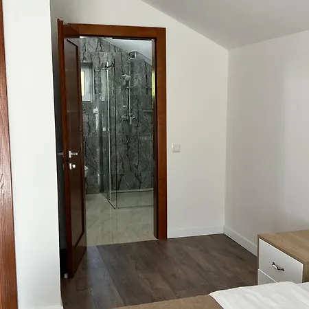 Mlynski Apartment *